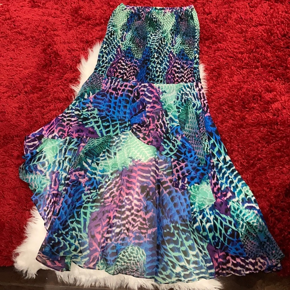 BEBE Maxi Skirt / Multi Color / High Low